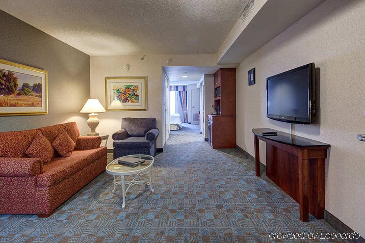 Hilton Garden Inn Toronto-Oakville Ngoại thất bức ảnh